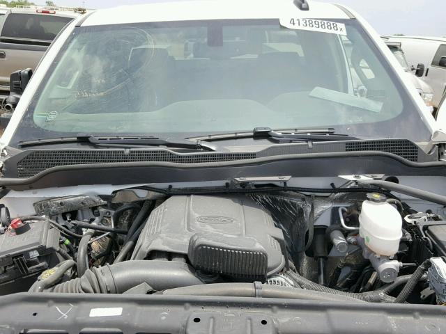 1GB2CUEG8HZ371383 - 2017 CHEVROLET SILVERADO WHITE photo 7