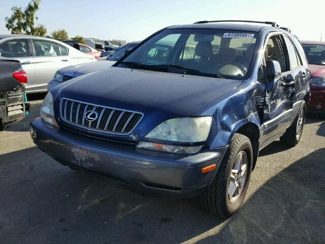 JTJHF10U210216764 - 2001 LEXUS RX BLUE photo 2