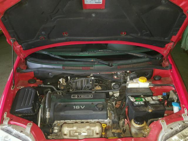 KL1TD52655B404821 - 2005 CHEVROLET AVEO BASE Czerwony zdjęcie 7