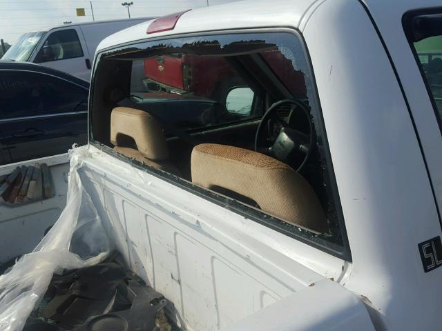 1GTCS144XXK513197 - 1999 GMC SONOMA WHITE photo 9