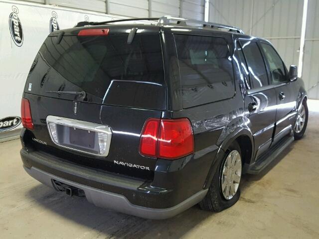 5LMFU28R14LJ41427 - 2004 LINCOLN NAVIGATOR BLACK photo 4