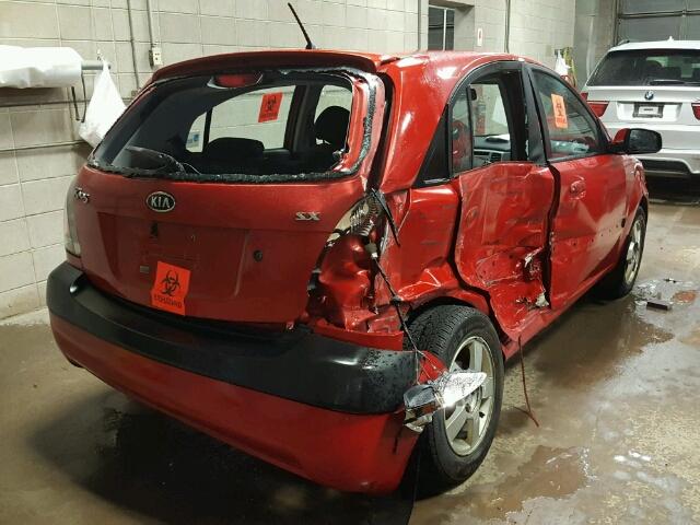 KNADE163566066668 - 2006 KIA RIO RED photo 4