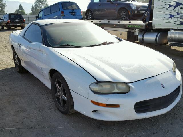 2G1FP22K612117722 - 2001 CHEVROLET CAMARO WHITE photo 1