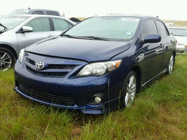 5YFBU4EE8DP118530 - 2013 TOYOTA COROLLA BLUE photo 2