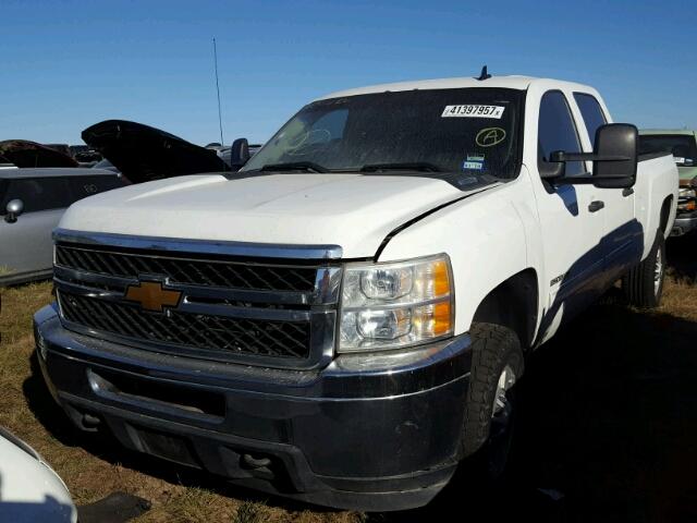 1GC1CXCGXCF213360 - 2012 CHEVROLET SILVERADO WHITE photo 2