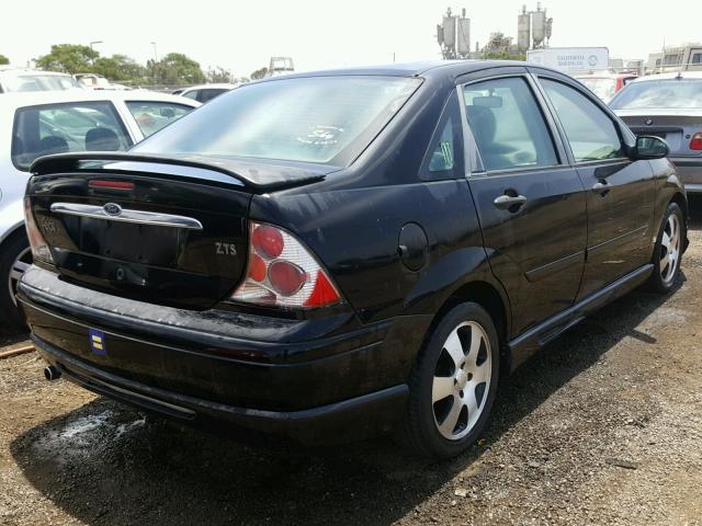 1FAFP38372W203303 - 2002 FORD FOCUS ZTS BLACK photo 4