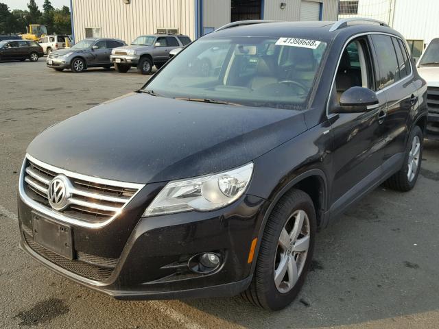 WVGBV7AX0AW526296 - 2010 VOLKSWAGEN TIGUAN SE 黑色 照片 2