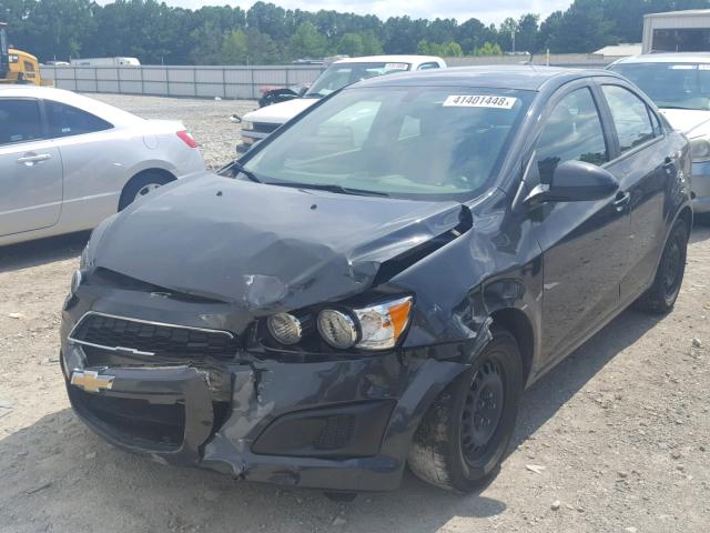 1G1JA5SH8G4117158 - 2016 CHEVROLET SONIC LS 石墨色 照片 2