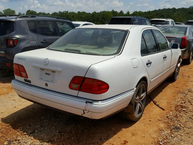 WDBJF70H0XA811754 - 1999 MERCEDES-BENZ E 430 WHITE photo 4