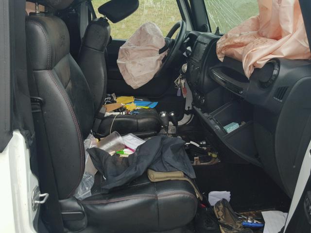 1C4AJWBG6CL275437 - 2012 JEEP WRANGLER S WHITE photo 5