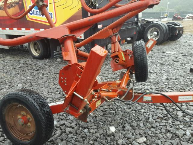 H90V84954 - 2010 AGRI HAY RAKE RED photo 6