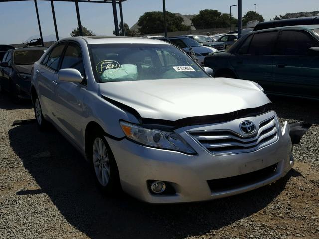 4T4BF3EK4BR091869 - 2011 TOYOTA CAMRY BASE SILVER photo 1