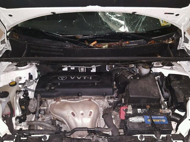 JTLKE50E981060100 - 2008 TOYOTA SCION XB Weiß Foto 7