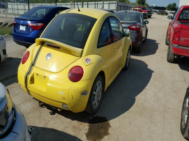 3VWBK21C33M412547 - 2003 VOLKSWAGEN NEW BEETLE 黄色 照片 4
