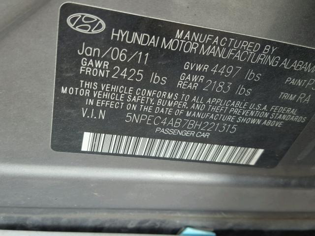 5NPEC4AB7BH221315 - 2011 HYUNDAI SONATA SE GRAY photo 10