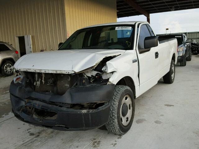 1FTRF12W16NA15518 - 2006 FORD F150 WHITE photo 2