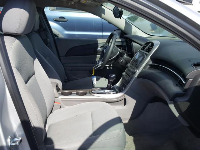 1G11B5SA6DF296977 - 2013 CHEVROLET MALIBU LS ვერცხლისფერი ფოტო 5