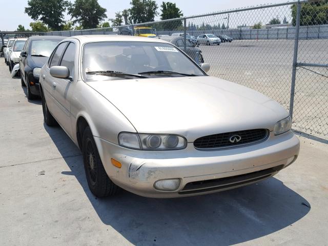 JNKAY21D7SM209370 - 1995 INFINITI J30 GOLD photo 1