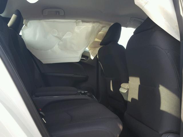 JTDKARFP6H3002828 - 2017 TOYOTA PRIUS PRIM თეთრი ფოტო 6