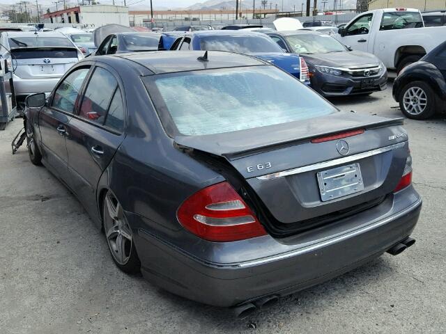 WDBUF77X77B090305 - 2007 MERCEDES-BENZ E 63 AMG GRAY photo 3