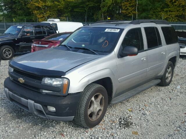 1GNET16M156161059 - 2005 CHEVROLET TRAILBLAZE GRAY photo 2