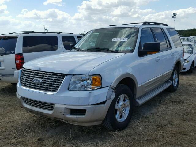 1FMPU17596LA63689 - 2006 FORD EXPEDITION WHITE photo 2