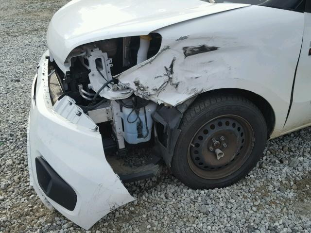 ZFBERFBT2F6A33843 - 2015 RAM PROMASTER 白色 照片 9