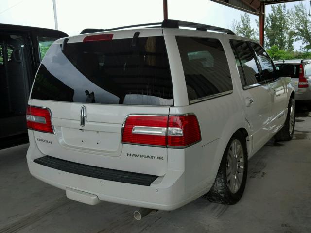 5LMJJ2H58DEL02344 - 2013 LINCOLN NAVIGATOR 白色 照片 4