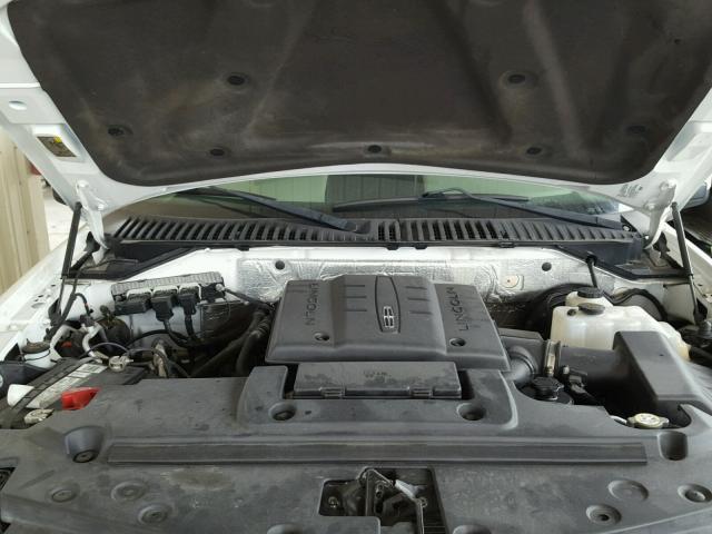 5LMJJ2H58DEL02344 - 2013 LINCOLN NAVIGATOR 白色 照片 7