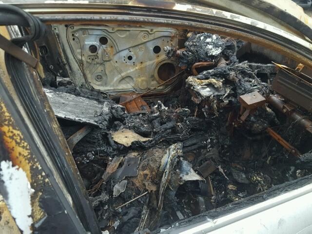 KMHGC4DH5CU170375 - 2012 HYUNDAI GENESIS 5. BURN photo 5