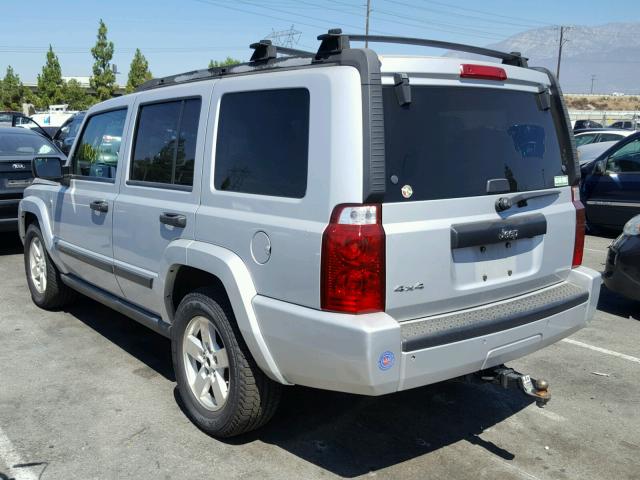 1J8HG48N36C363429 - 2006 JEEP COMMANDER SILVER photo 3