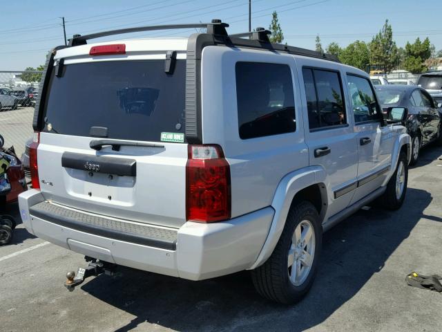 1J8HG48N36C363429 - 2006 JEEP COMMANDER SILVER photo 4