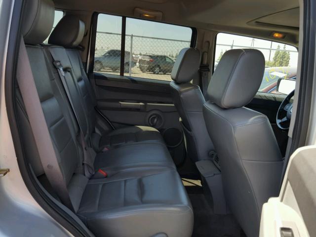 1J8HG48N36C363429 - 2006 JEEP COMMANDER SILVER photo 6