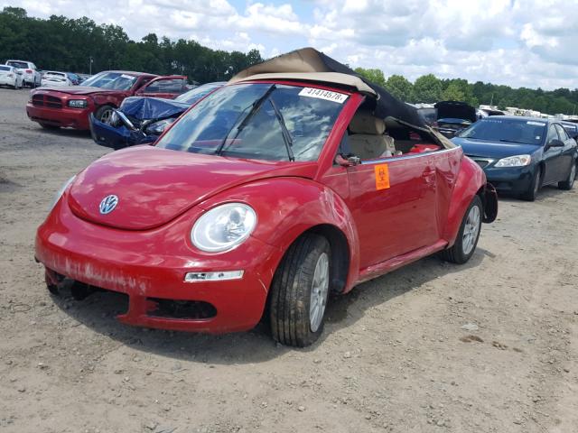 3VWPF31Y98M420445 - 2008 VOLKSWAGEN NEW BEETLE წითელი ფოტო 2