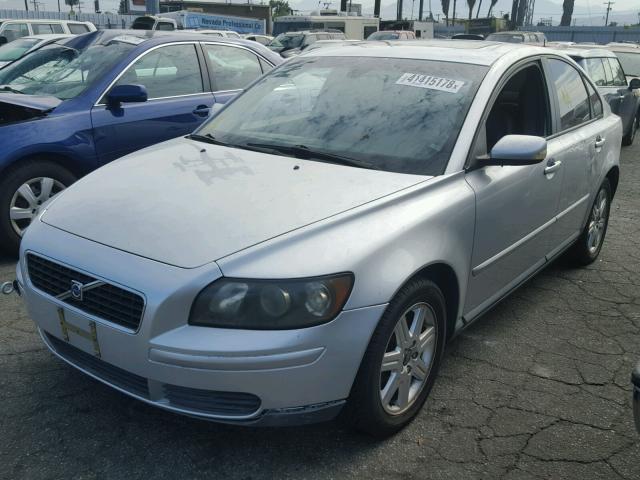 YV1MS390662180382 - 2006 VOLVO S40 2.4I SILVER photo 2