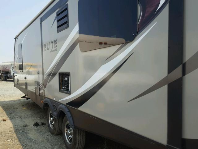 4YDT31R27HT414933 - 2017 KEYSTONE PASSPORT TWO TONE photo 3