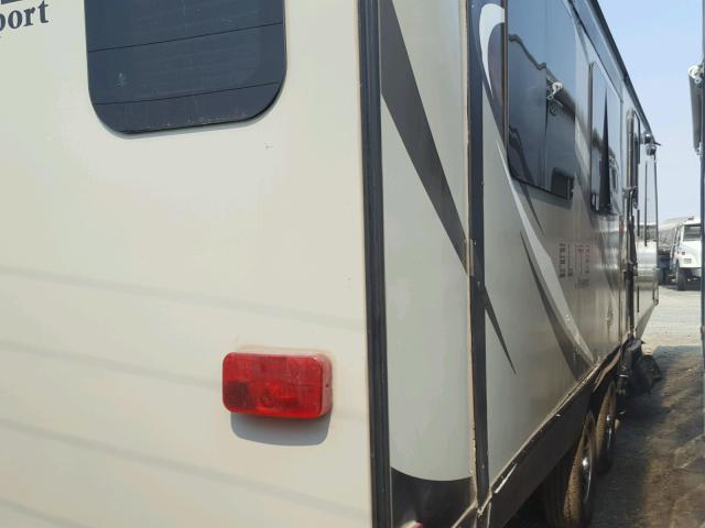 4YDT31R27HT414933 - 2017 KEYSTONE PASSPORT TWO TONE photo 4