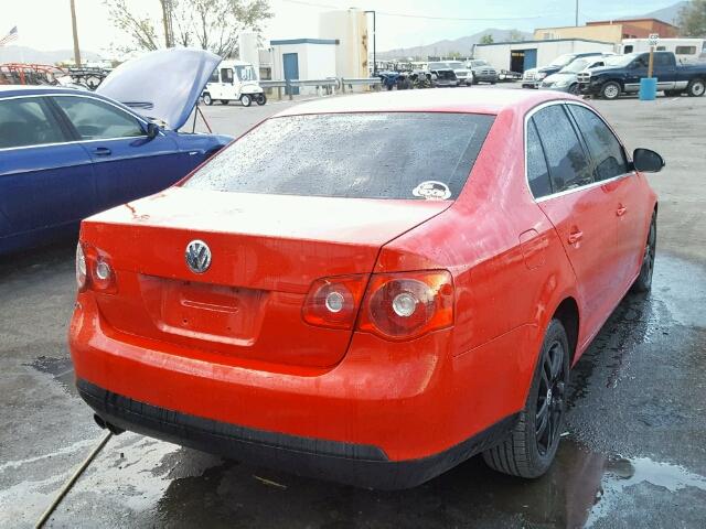 3VWRF71KX6M699686 - 2006 VOLKSWAGEN JETTA 2.5 RED photo 4