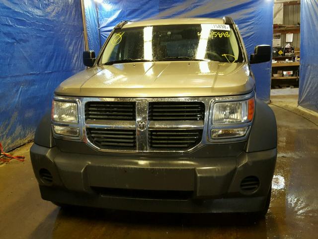 1D8GU28K87W532609 - 2007 DODGE NITRO SXT GOLD photo 9