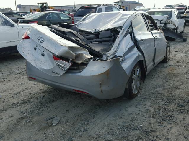 5NPDH4AE5DH184596 - 2013 HYUNDAI ELANTRA SILVER photo 4