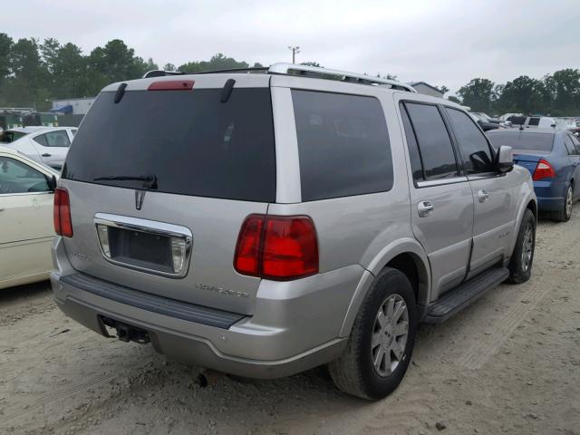 5LMFU27R13LJ14177 - 2003 LINCOLN NAVIGATOR GRAY photo 4