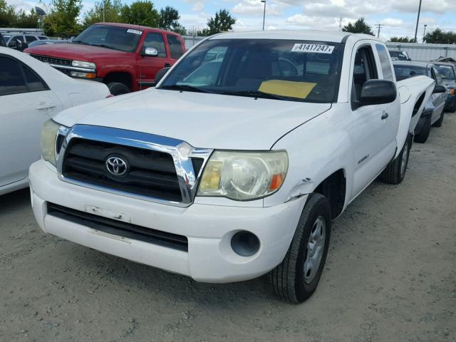 5TETX22N76Z217583 - 2006 TOYOTA TACOMA ACC WHITE photo 2