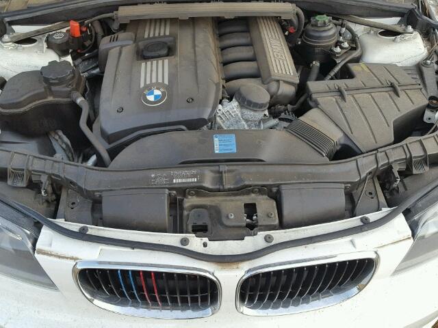 WBAUL73599VJ75711 - 2009 BMW 128 I WHITE photo 7