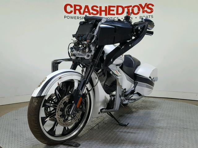 5VPYW36N0G3049022 - 2016 VICTORY MOTORCYCLES MAGNUM WHITE photo 4