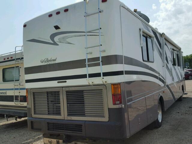 1RF22464422018201 - 2002 ROADMASTER RAIL RAISED RAI TAN photo 4