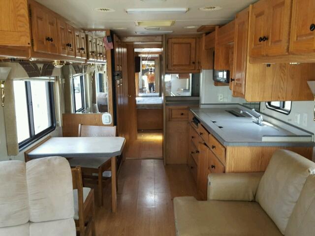 1RF22464422018201 - 2002 ROADMASTER RAIL RAISED RAI TAN photo 6