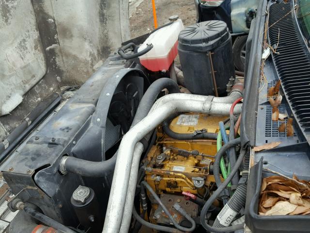 1GBM7H1J3VJ110310 - 1997 CHEVROLET C-SERIES C WHITE photo 7