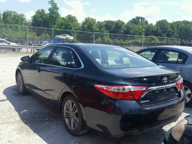 4T1BF1FK8GU246413 - 2016 TOYOTA CAMRY LE BLUE photo 3