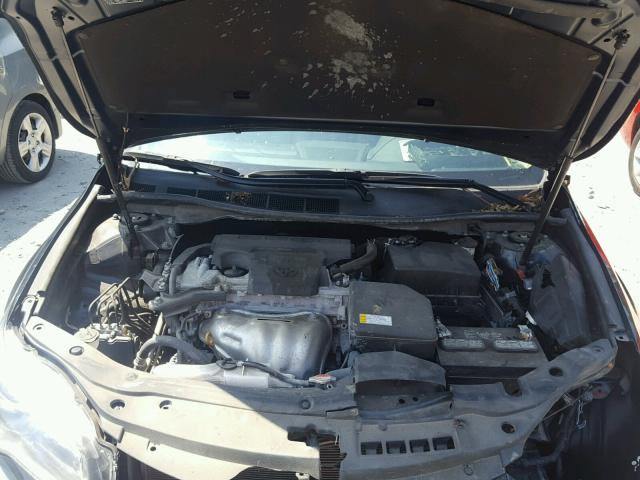 4T1BF1FK8GU246413 - 2016 TOYOTA CAMRY LE BLUE photo 7