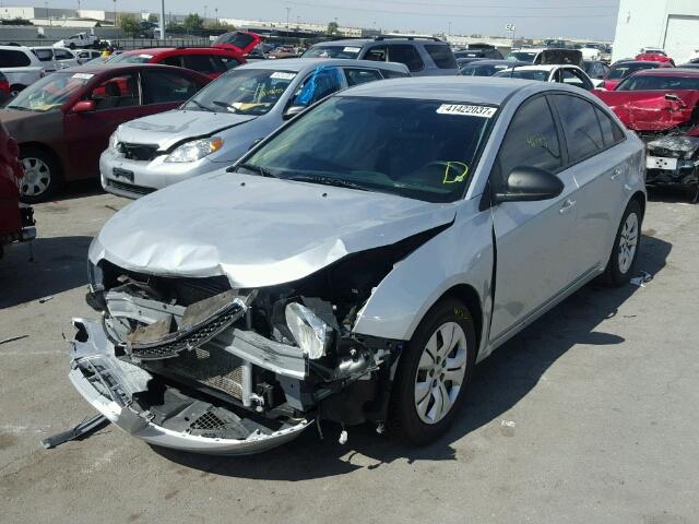 1G1PA5SH0E7457264 - 2014 CHEVROLET CRUZE LS SILVER photo 2